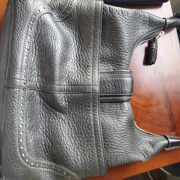 Coach - Picture 5 of 16